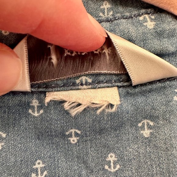 CJ Banks Y2K Denim Long Sleeve Tunic Anchors Size Large Soft Cotton - Picture 6 of 8